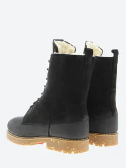 Anfibio - Bree in Black