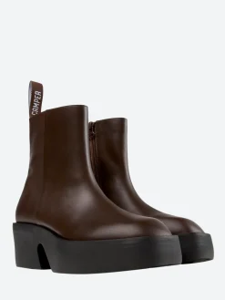Camper - Billie Ankle Boots in Brown
