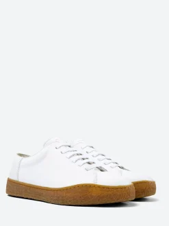 Camper - Peu Terreno in White