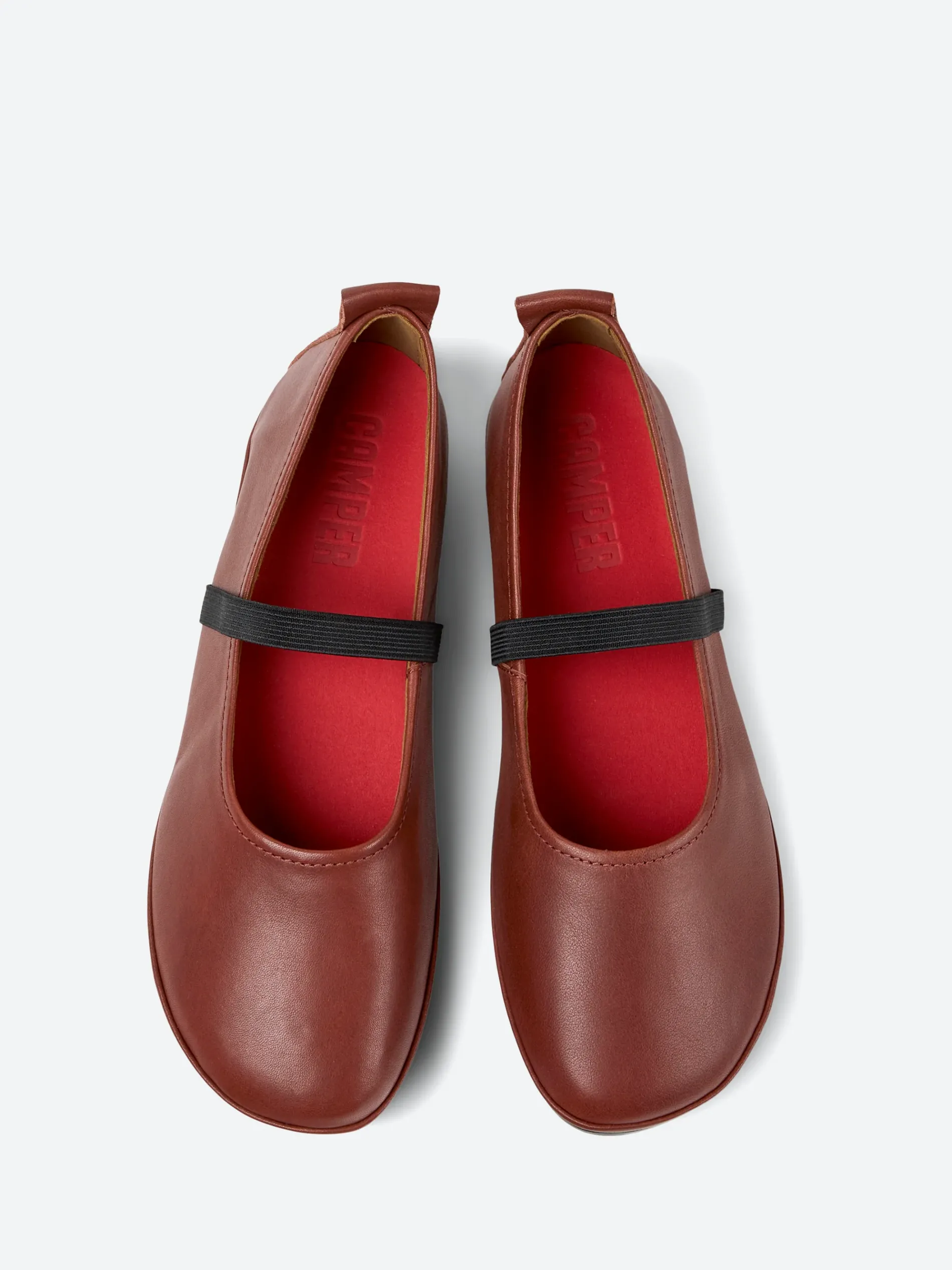 Camper - Right Nina in Med Red