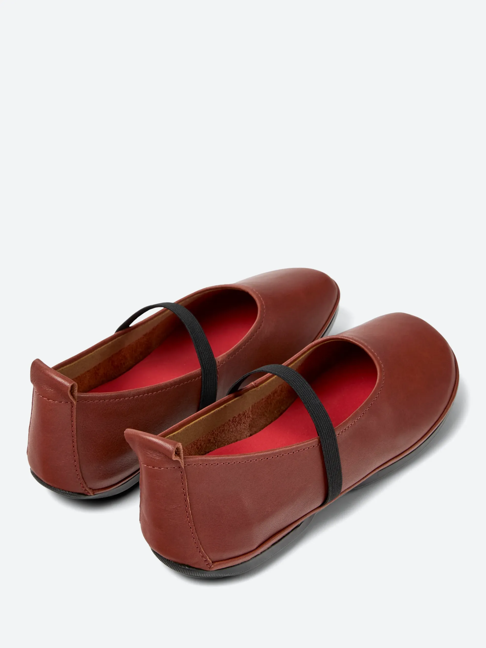 Camper - Right Nina in Med Red