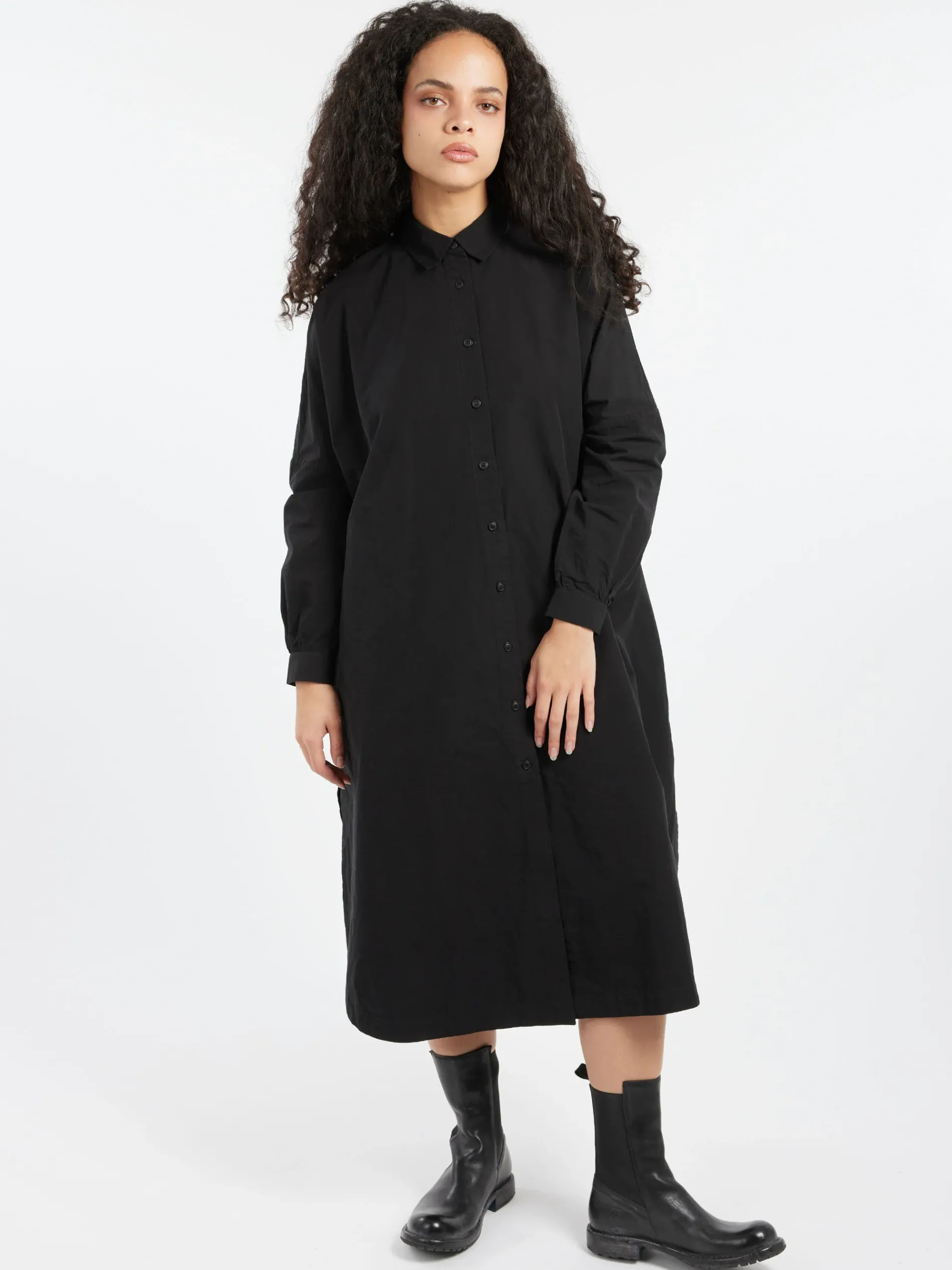 Casey Casey - Yuki Longue Shirt in Black