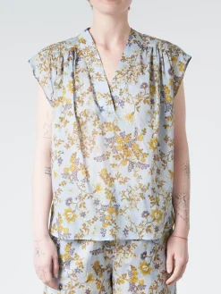 Chloé Stora - Armini Blouse in Bleu Fleurs (Blue Floral)
