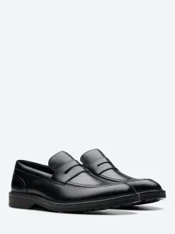 Clarks - Aldwin Step Loafer in Black