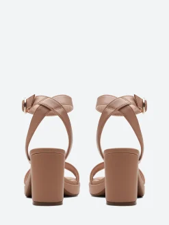 Clarks - Ambrylyn Bay in Warm Beige