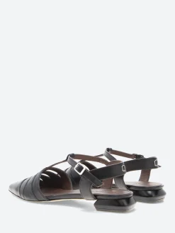 collection PRIVÉE? - C1492 Pointed Toe Flats in Black