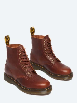 Dr. Martens - 1460 Pascal in Cashew Ambassador