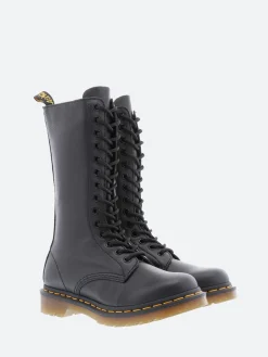 Dr. Martens - 1B99 in Black Virginia
