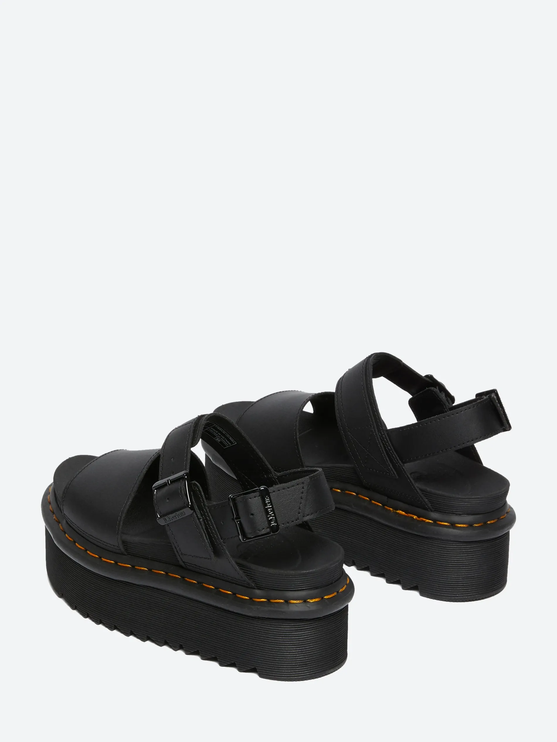 Dr. Martens - Voss Quad in Black
