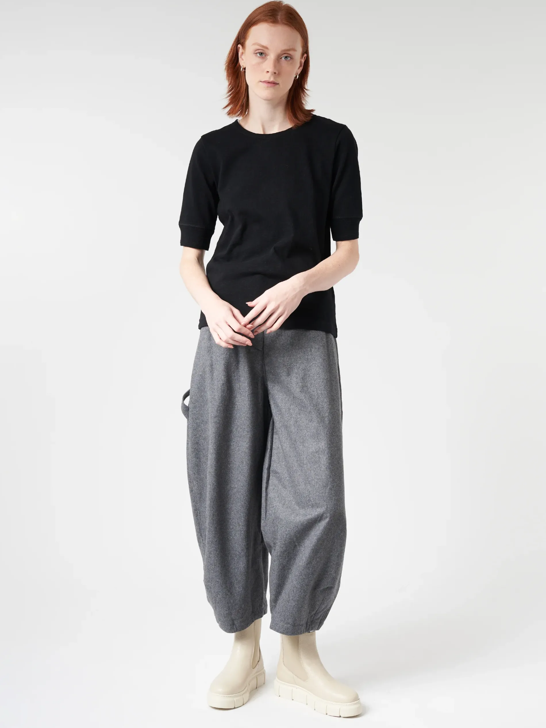 Girls Of Dust - Club T-Shirt S/S in Black