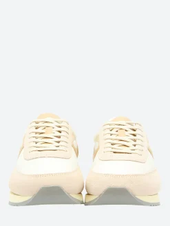 Karhu - Albatross 82 in Gray and Almond