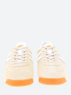 Karhu - Mestari in Turtledove and White