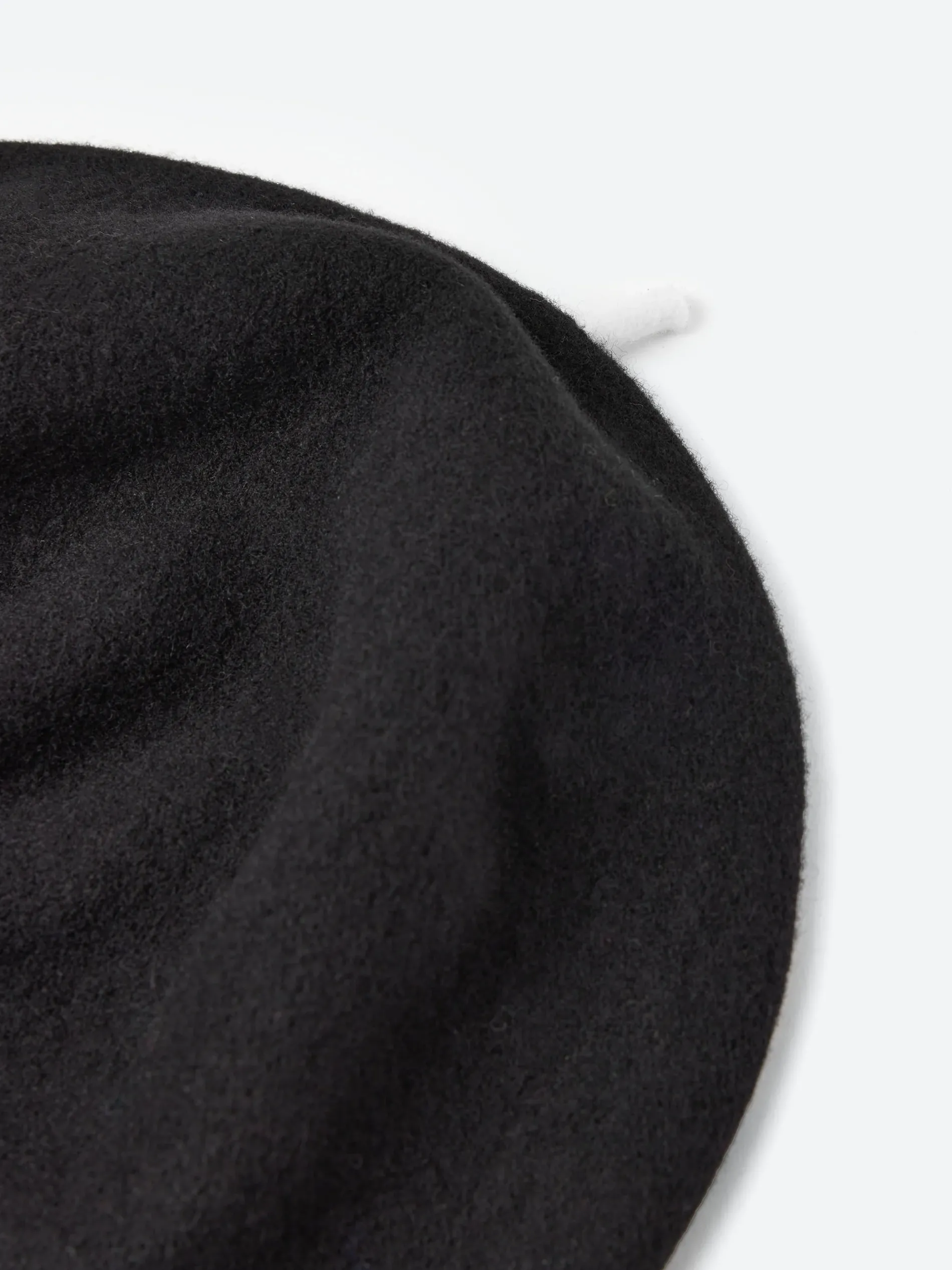 Kopka Accessories - Wool Roll Up Beret in Black and White