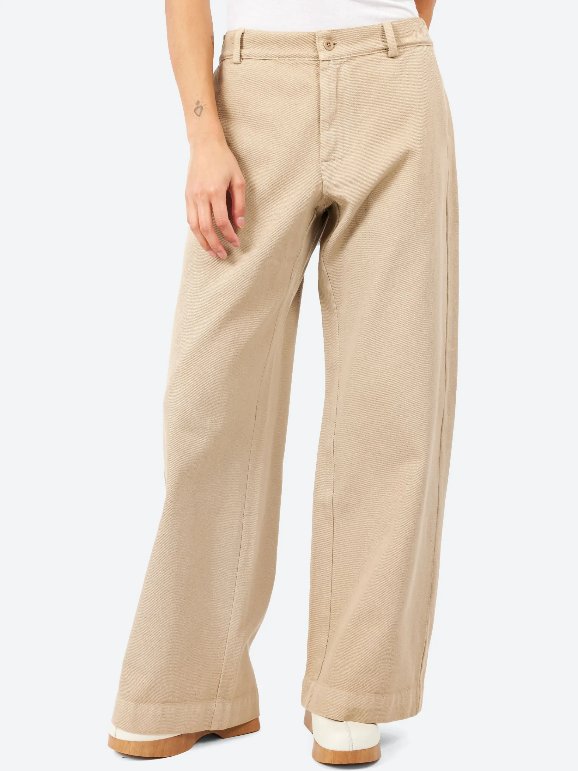 Labo.Art - Panta Pandora Twist Trousers in Kavir
