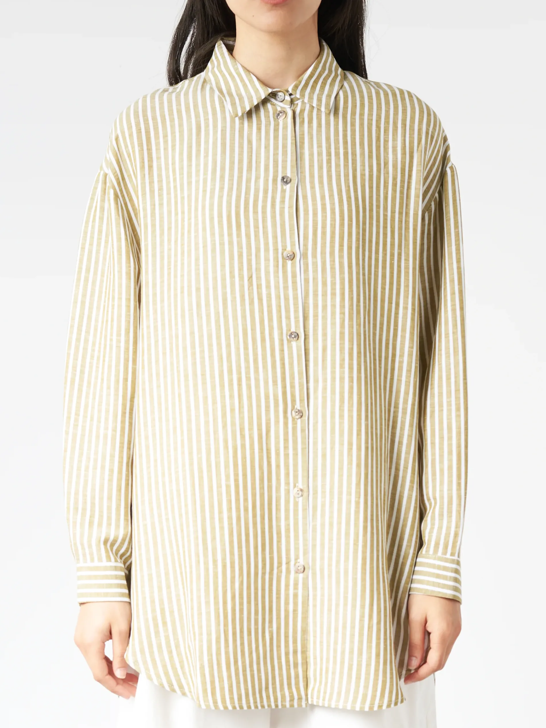 Neirami - Over Shirt in Riga Avocado