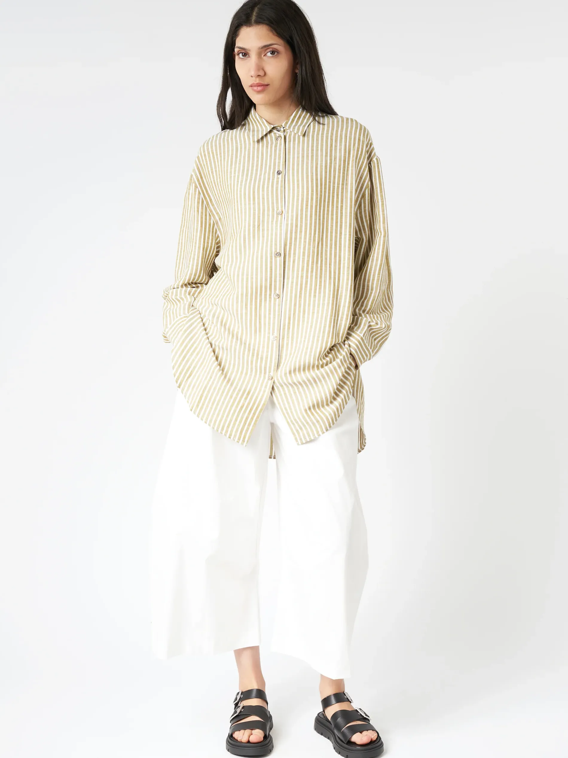 Neirami - Over Shirt in Riga Avocado