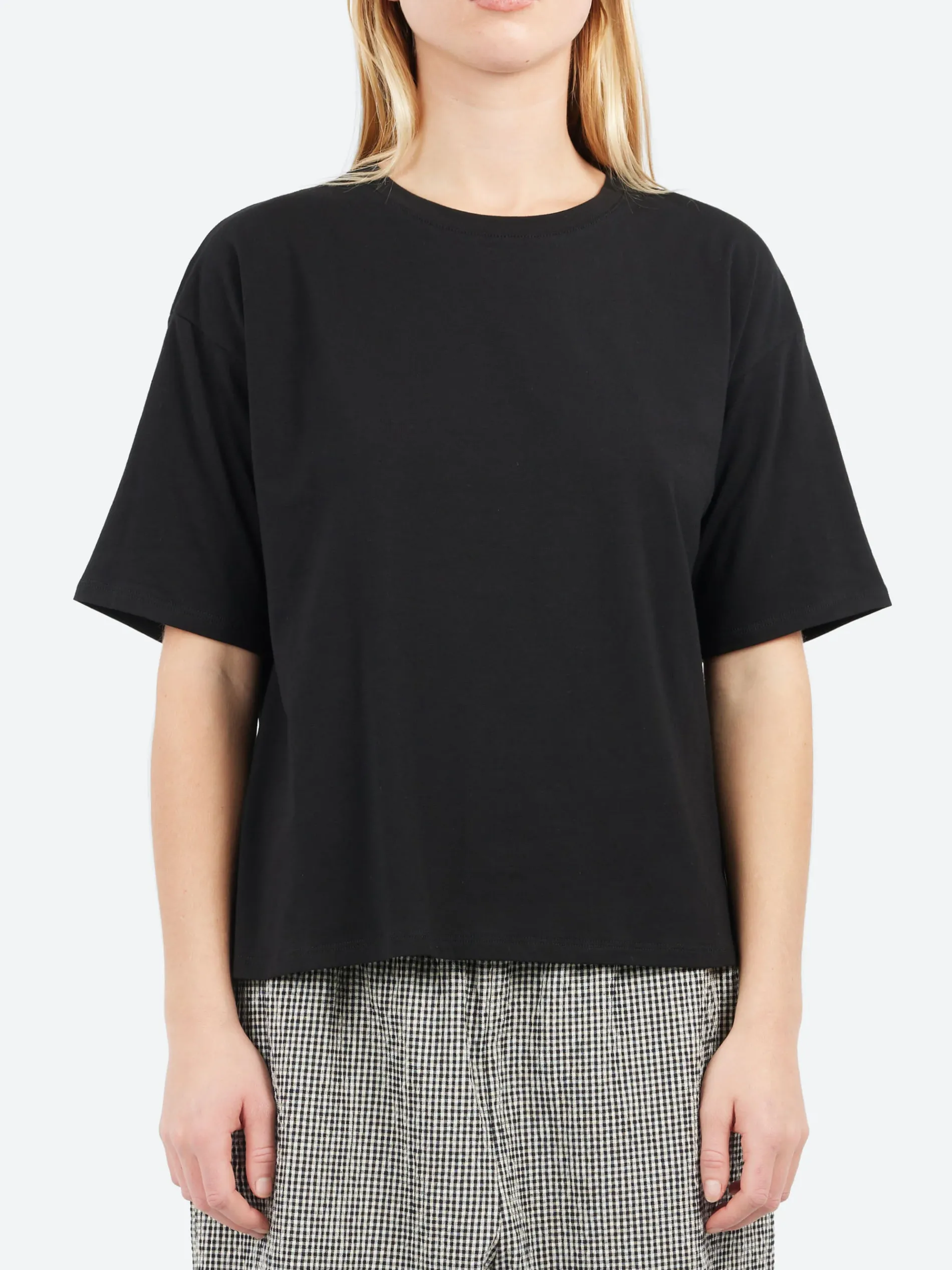Neirami - Regular S/S T-Shirt in Nero