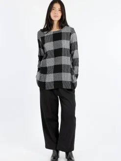 Neirami - T005 Flared Blouse in White