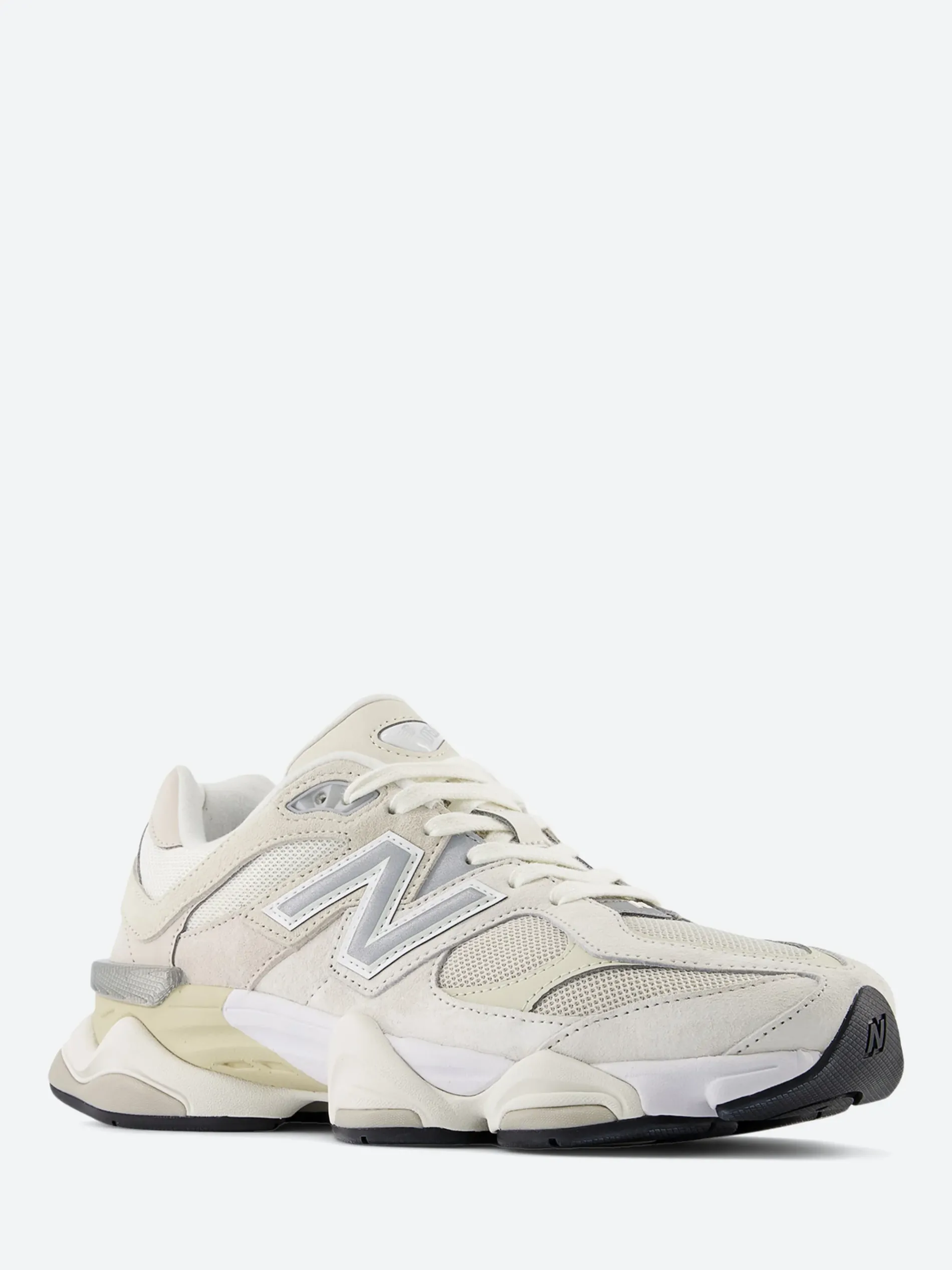 New Balance - 9060 in Sea Salt with Moonbeam and Turtledove