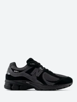 New Balance - M2002 in Black and Magnet