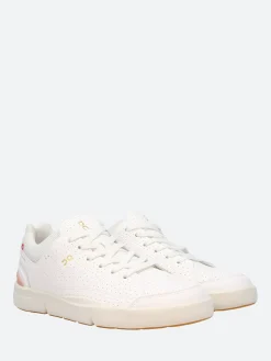 On - The Roger Centre Court in White/Wood