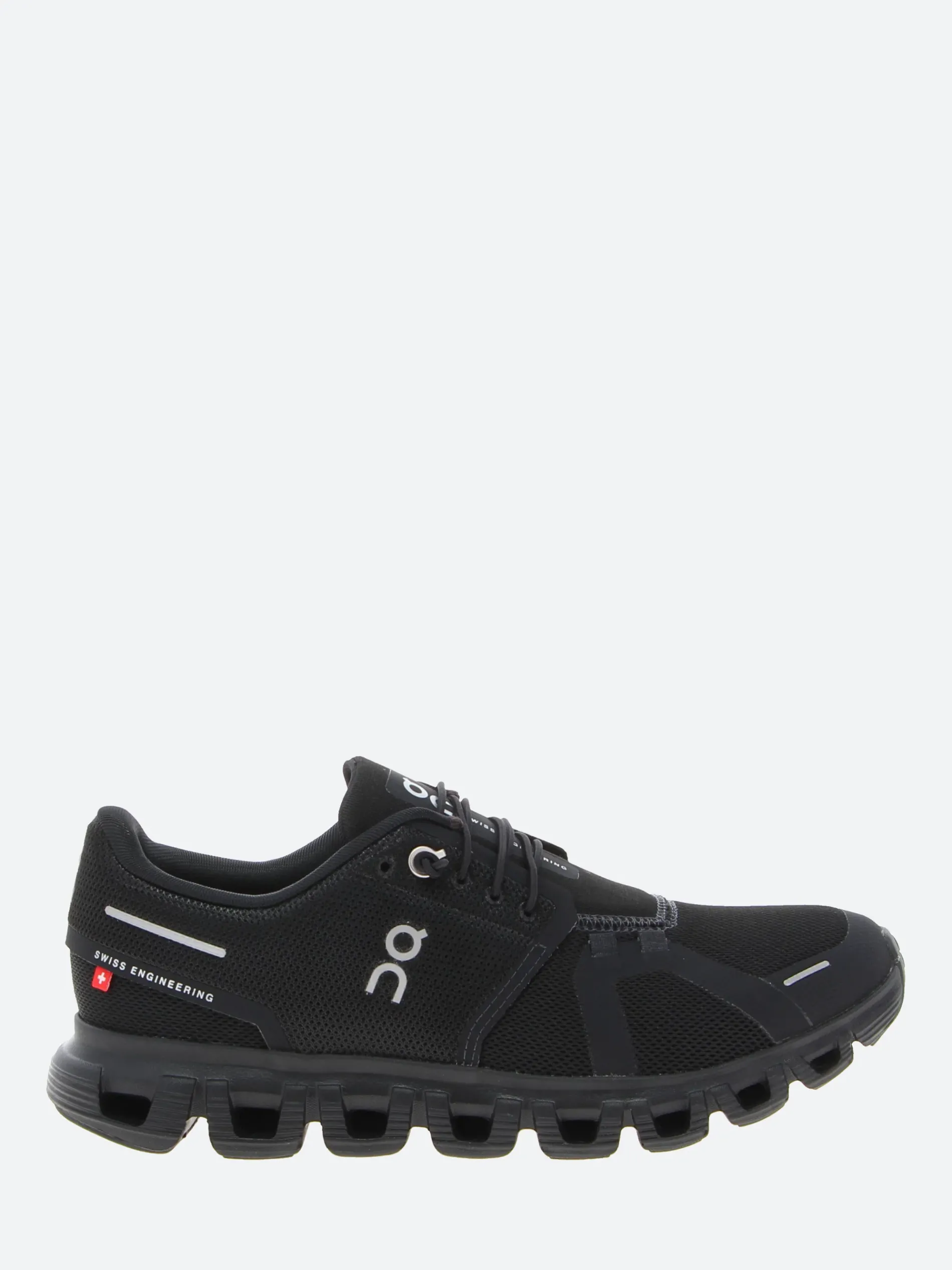 On - Women's Cloud 6 in Black and Black