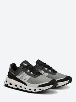 On - Women's Cloudvista in Black and White