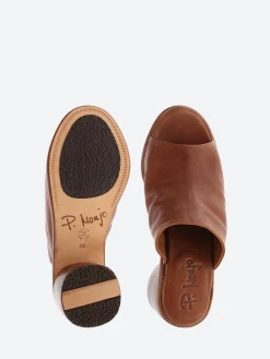 P. Monjo - 1479 in Cognac Iron