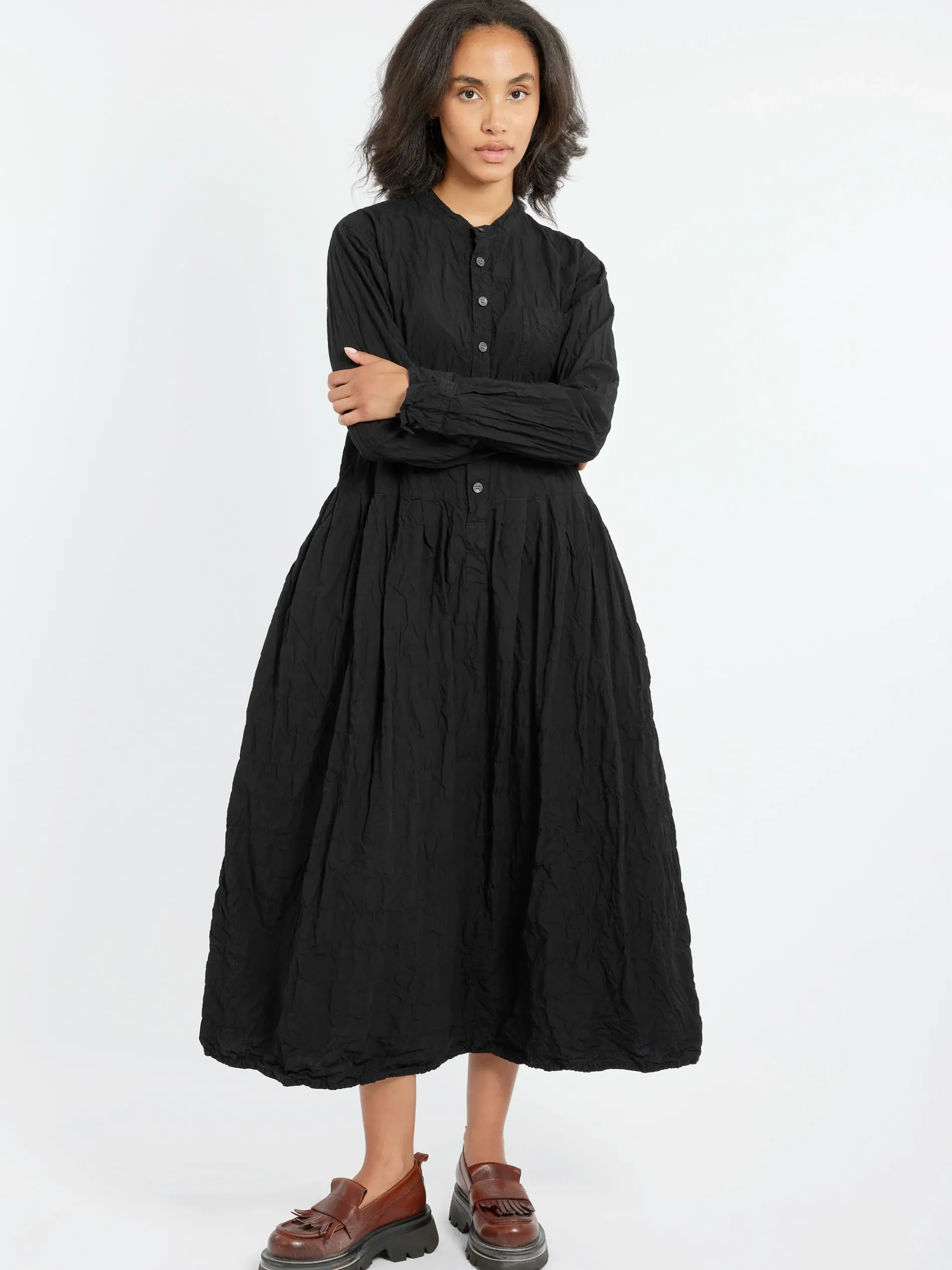 Pas de Calais - Classic Crinkle Dress in Black