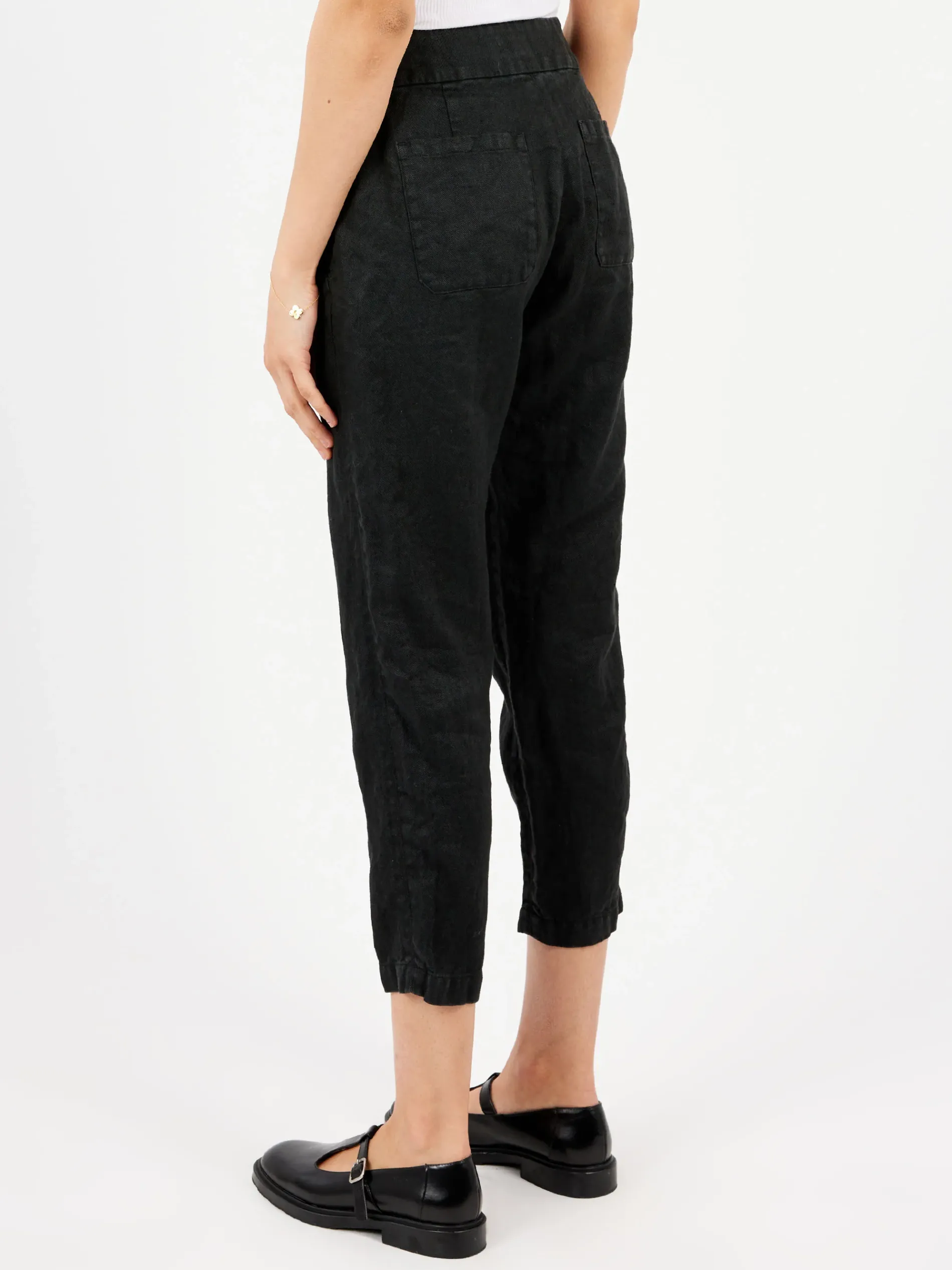 Pas de Calais - Tapered Pants in Black