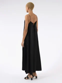 Pomandere - Slip Dress in Black