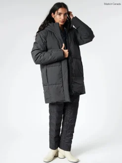 Quartz Co. - June Hooded Down Puffer Jacket in Black