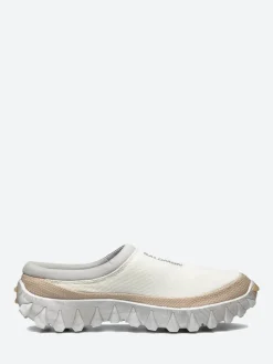 Salomon - Snowclog in White and Almond