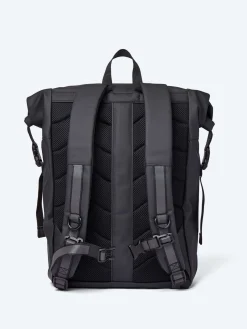 Sandqvist - Konrad in Black