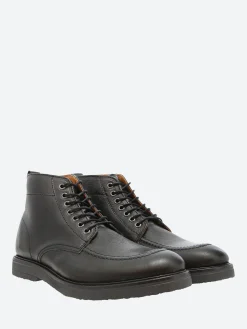 Shoe the Bear - Kip Apron Boot in Black Water Repellant Leather