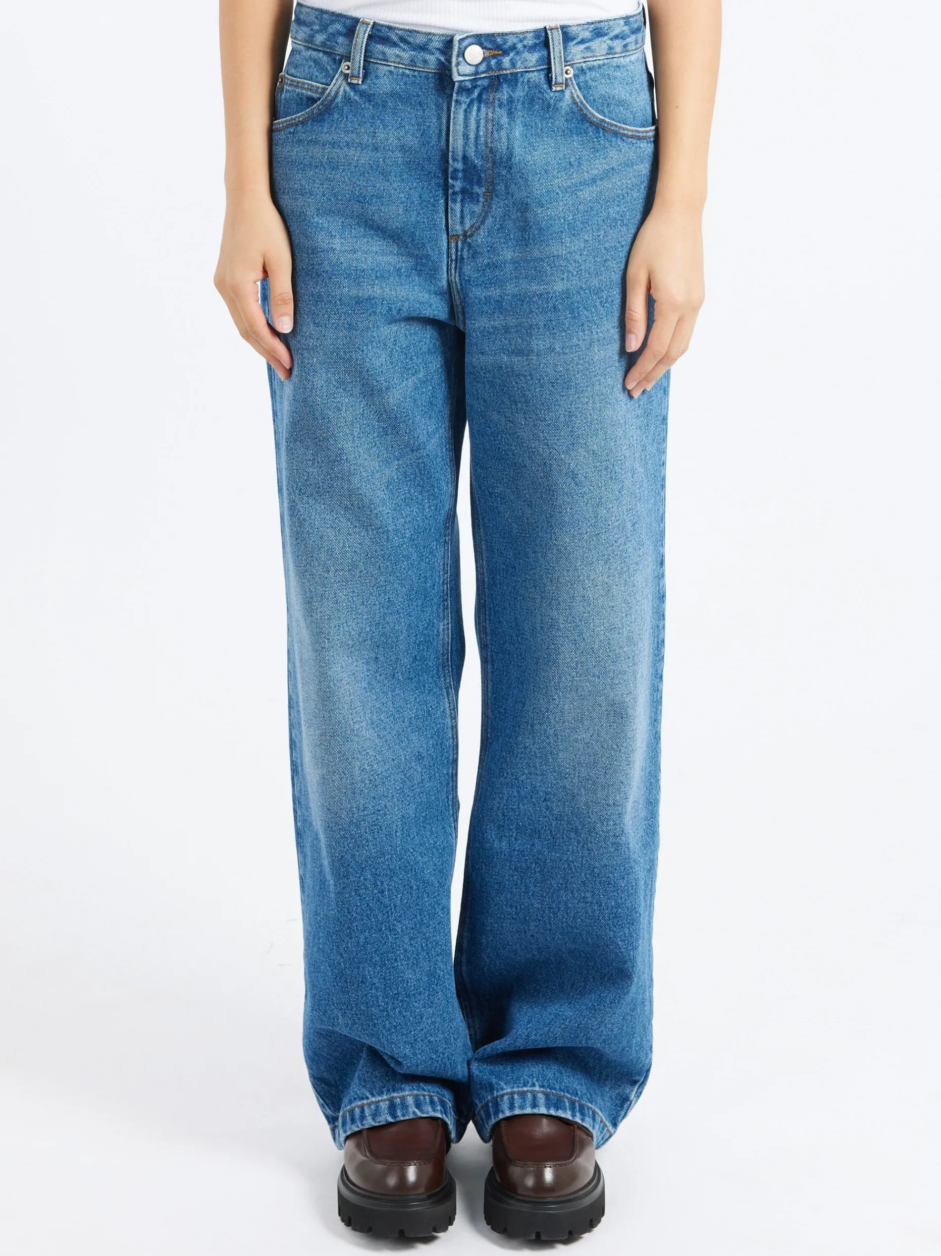 Soeur - Calvin Jean in Bleu
