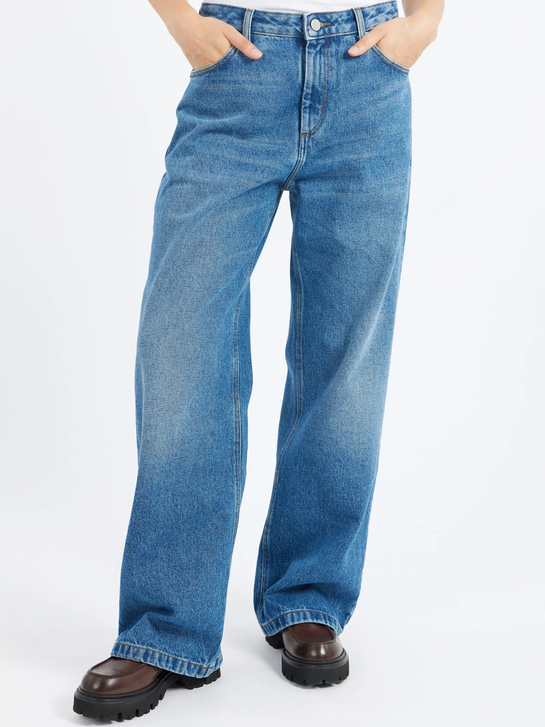 Soeur - Calvin Jean in Bleu