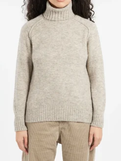 Soeur - Windy Turtleneck in Gris and Beige