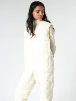 TAION - V-Neck Button Down Vest in Off White