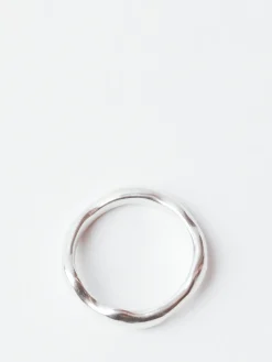 TEN. Jewelry - Ripple Ring in Silver
