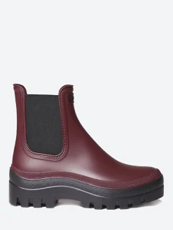 Toni Pons - Carter in Burgundy