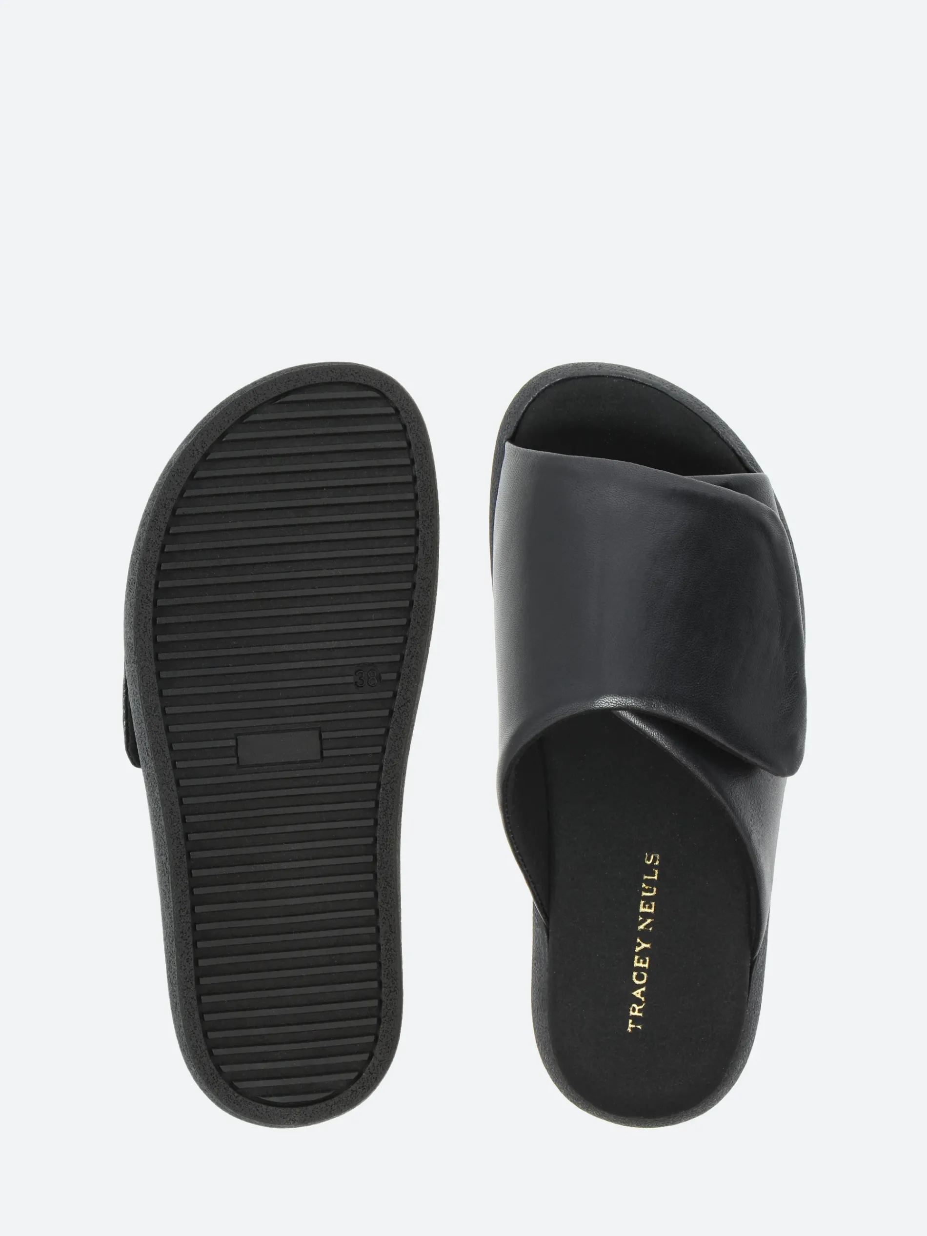 Tracey Neuls - Holler in Smoke Black