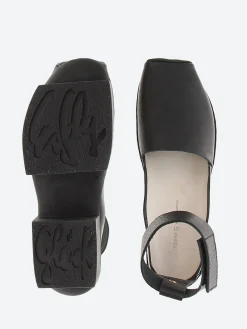 Trippen - Box Watch in Black