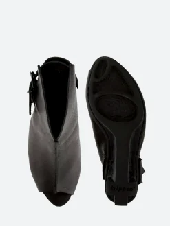 Trippen - X+OS Mandarin in Black Waw