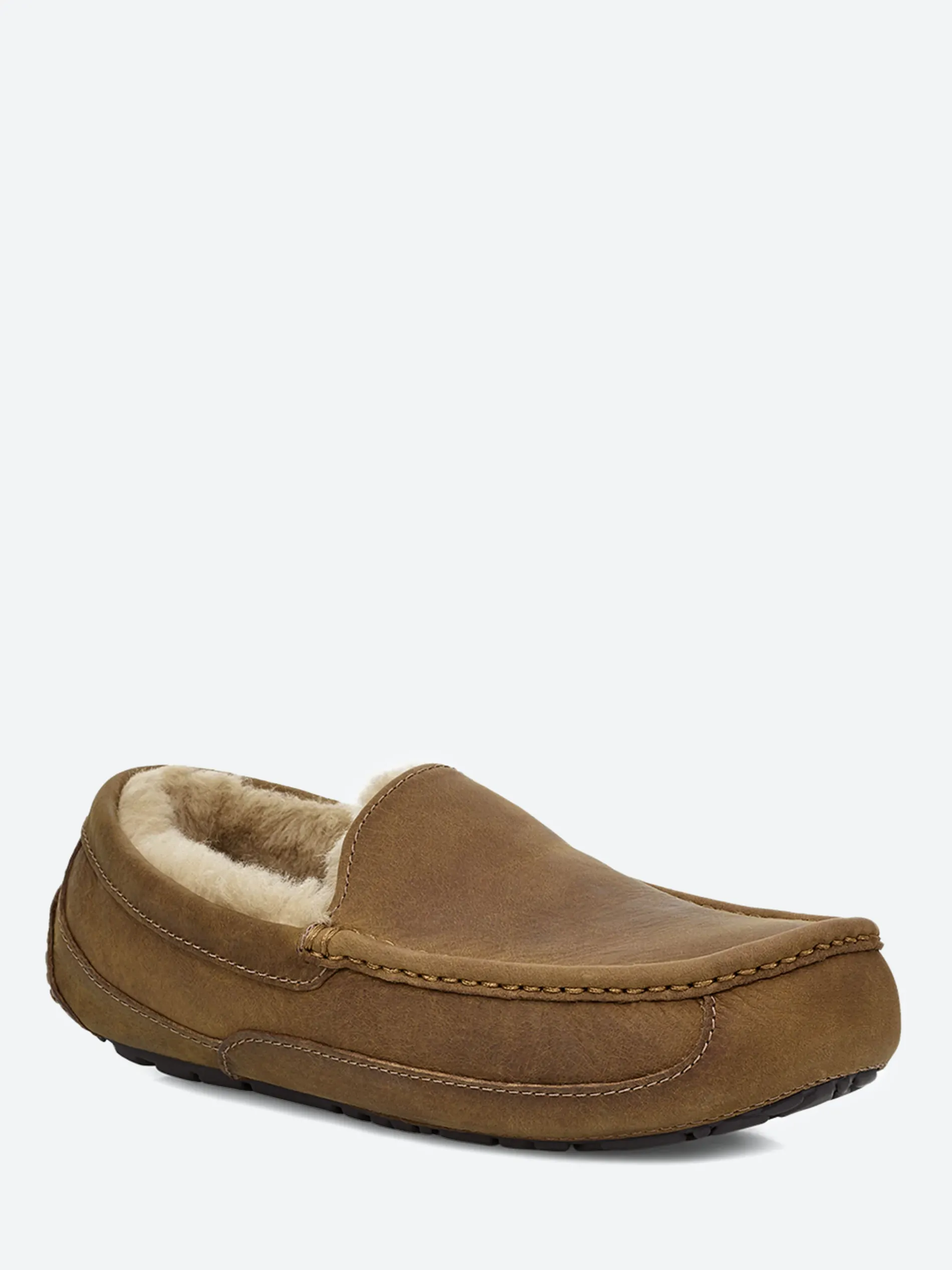Ugg - Men's Ascot Loafer Slipper in Tan