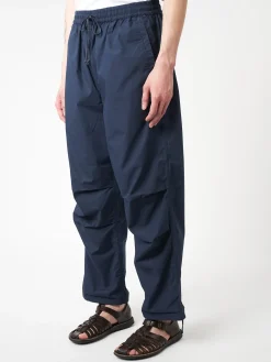 Universal Works - Parachute Pant in Navy