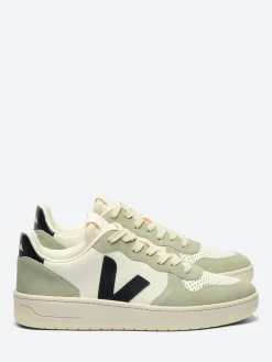 Veja - V-10 Leather in Black and Clay