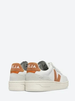 Veja - V-90 Leather in White and Umber