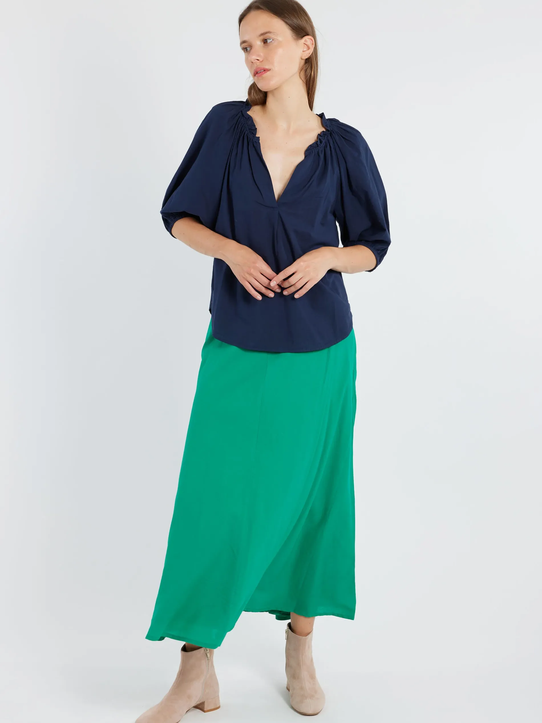 Xirena - Jules Top in Navy